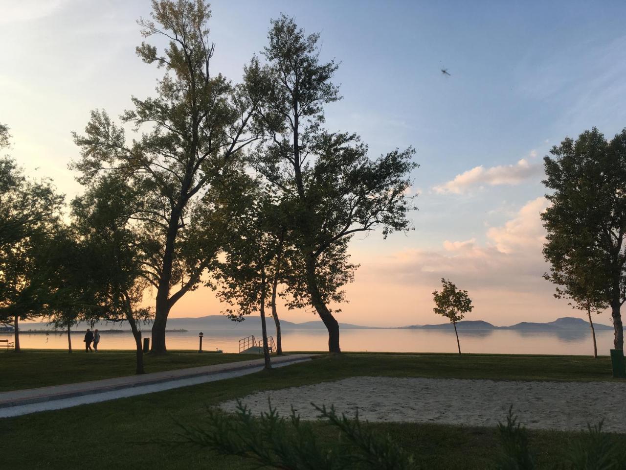 Balatoni Retro Villa Balatonfenyves Exteriér fotografie